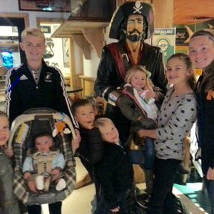 Meet your Posher, Debbie